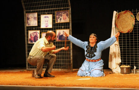 Föreställningen MERAMIEH av palestinska teatern AL-HARAH