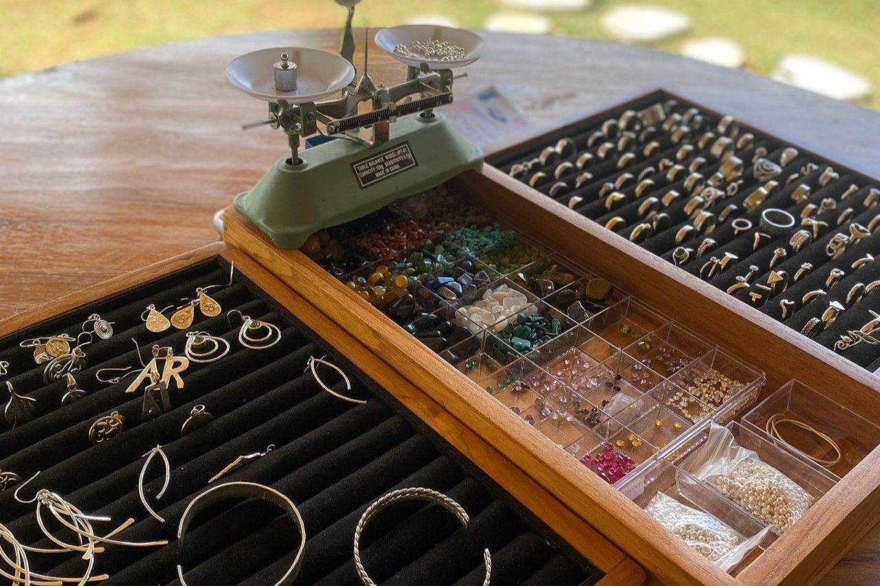 Explore Traditional Silver Crafting in Uluwatu Silver Making Class
