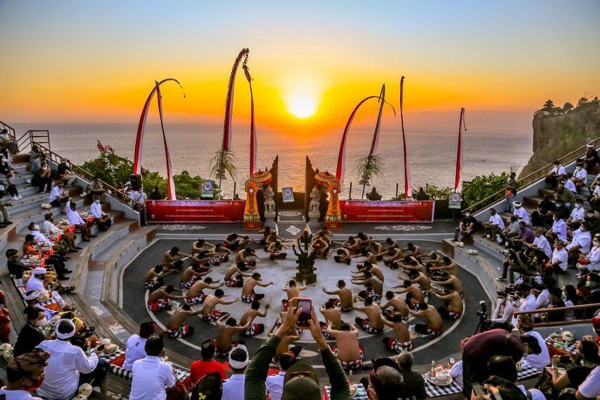 Tari Kecak Uluwatu| Atraksi di Destinasi Otentik Harga dan Kualitas Terbaik