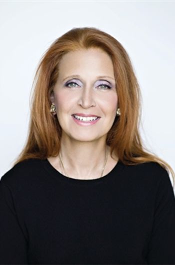 Contributor image for Danielle Steel