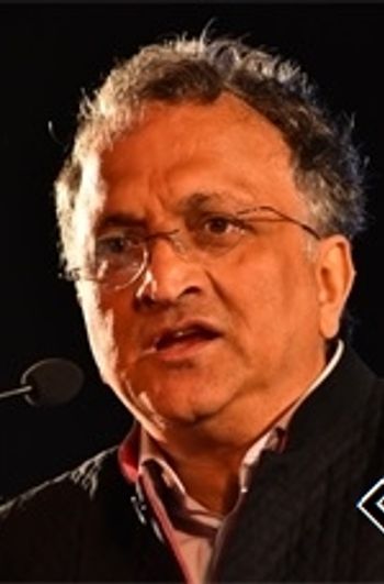 Contributor image for Ramachandra Guha