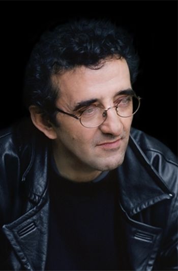 Contributor image for Roberto Bolaño