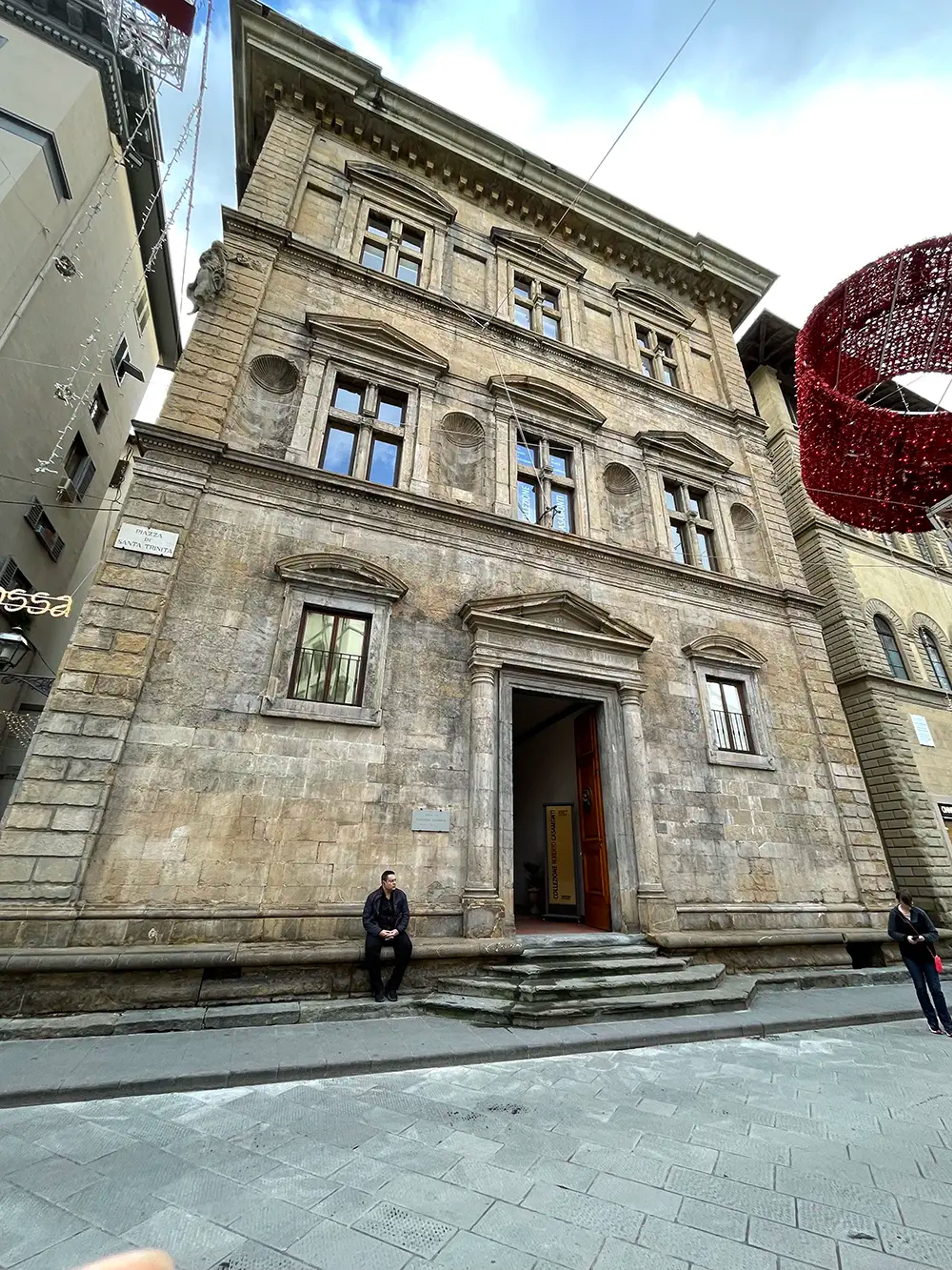 Palazzo Bartolini Salimbeni, inspiration for Palazzo Coltello