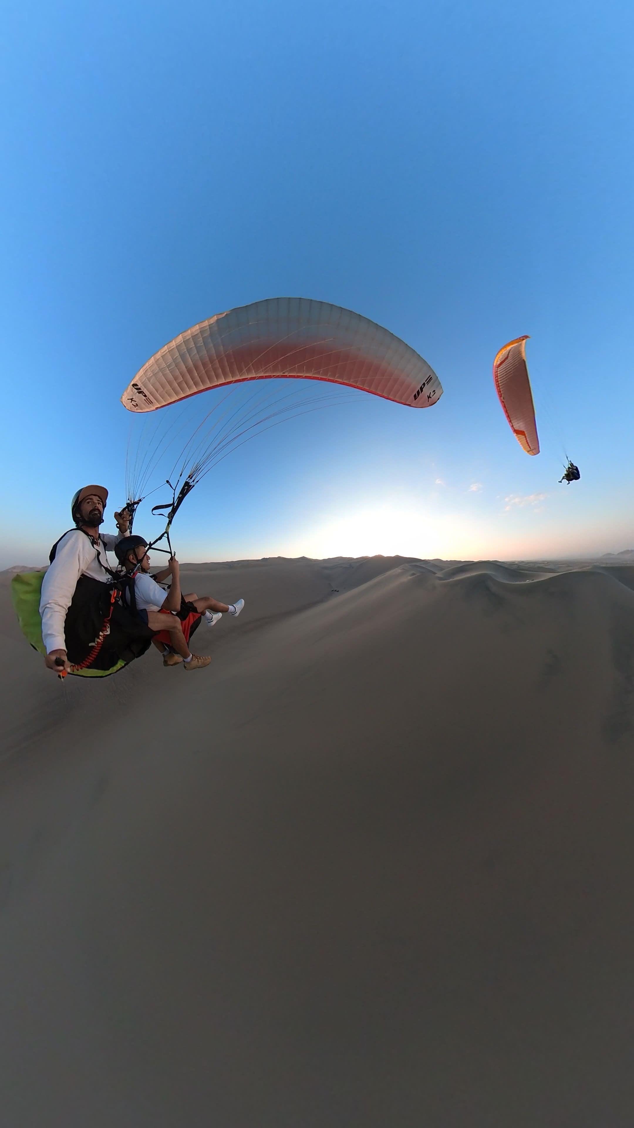 Tandem flight Huacachina Peru