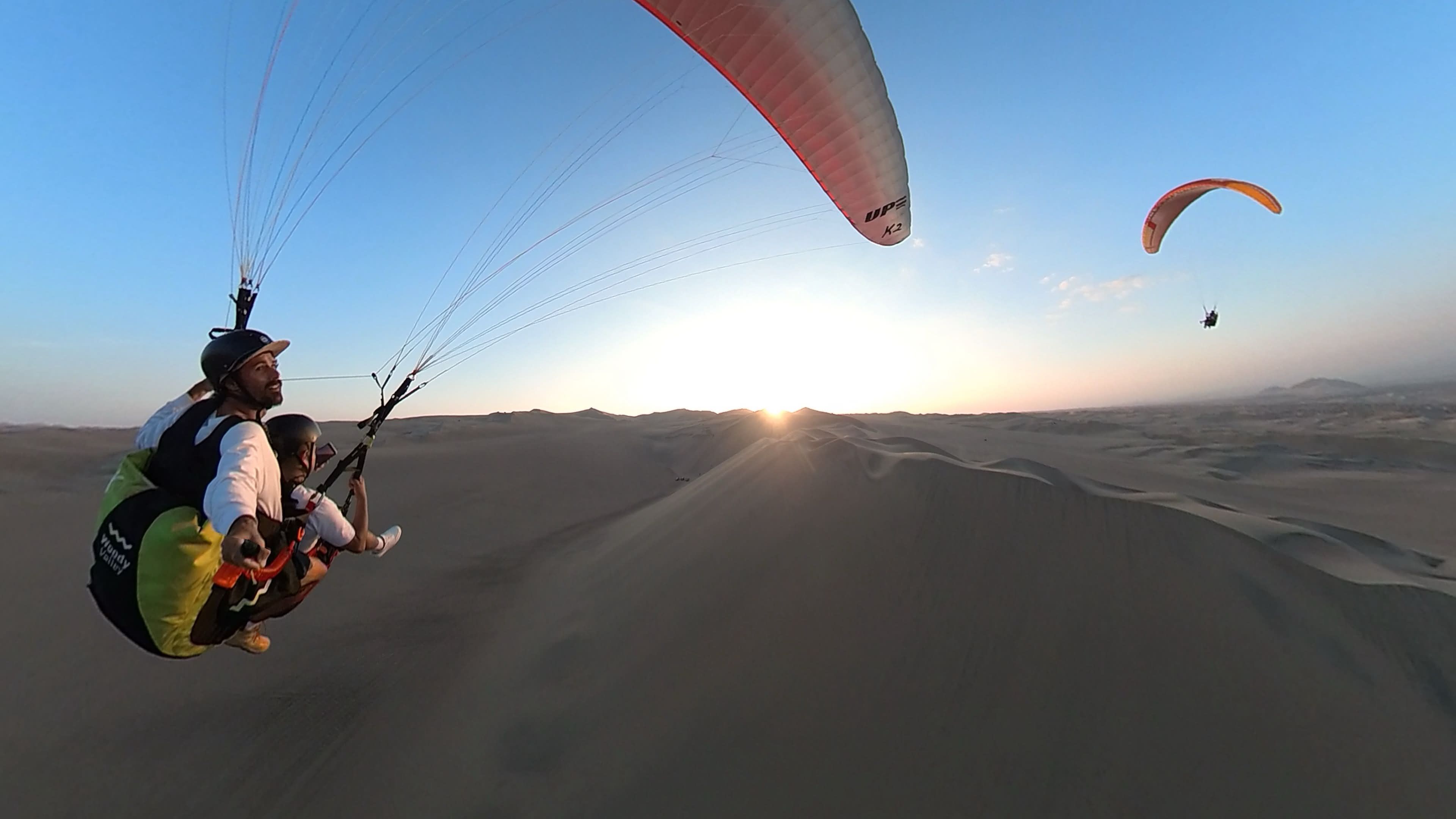 Tandem flight Huacachina Peru
