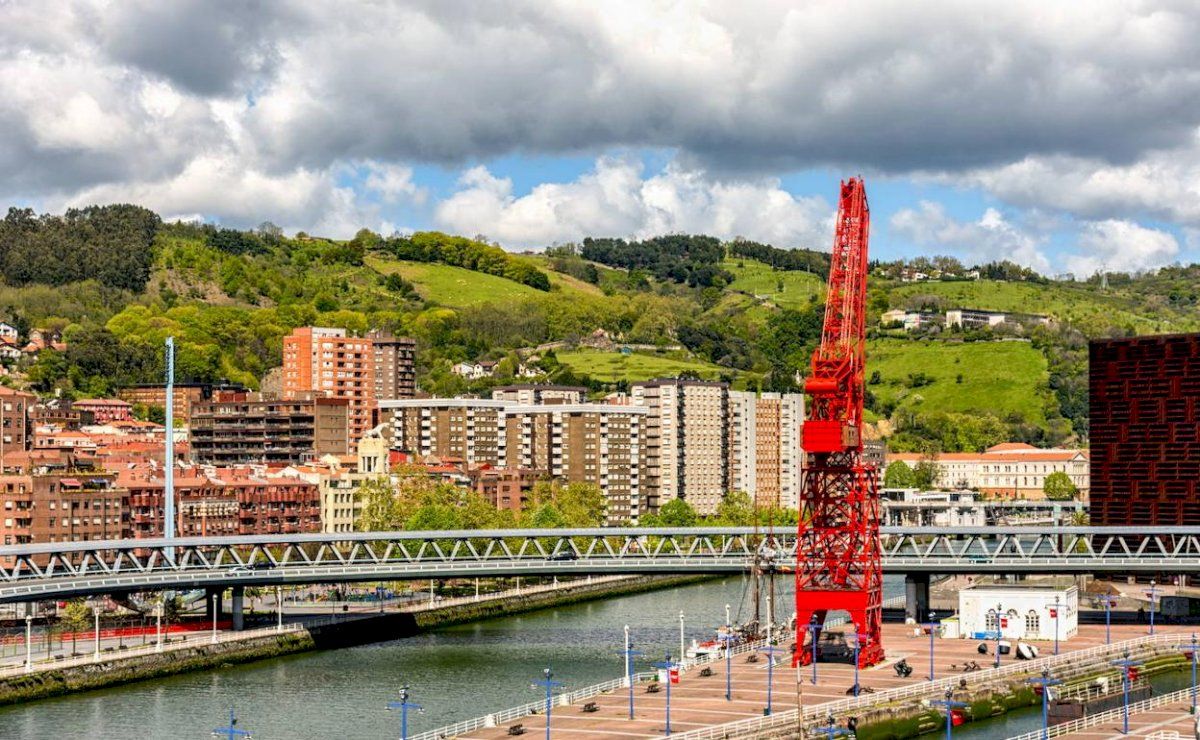 How to park for free in Bilbao?