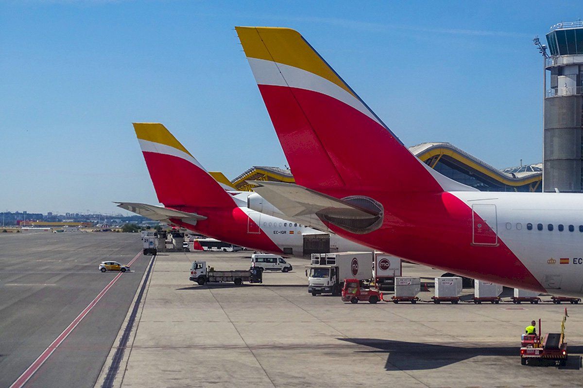 ¿Qué aeropuertos hay en la península?