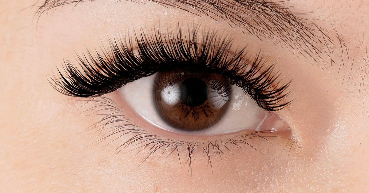 Airy Lashes in Doll Eye