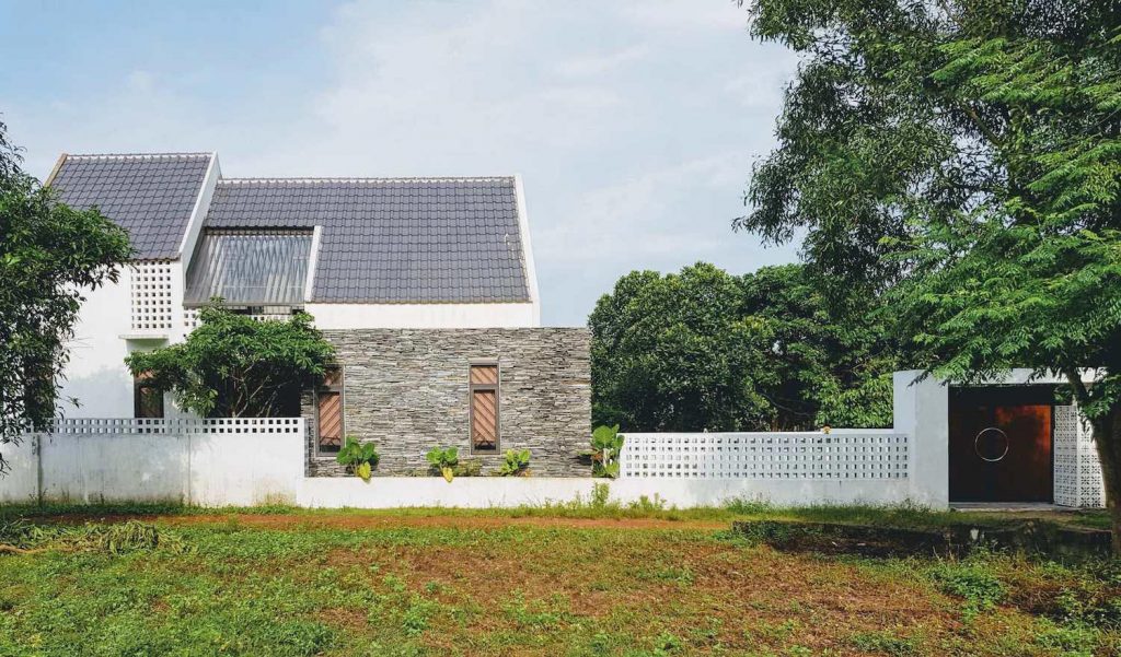 Model Pagar Rumah Setengah Tembok