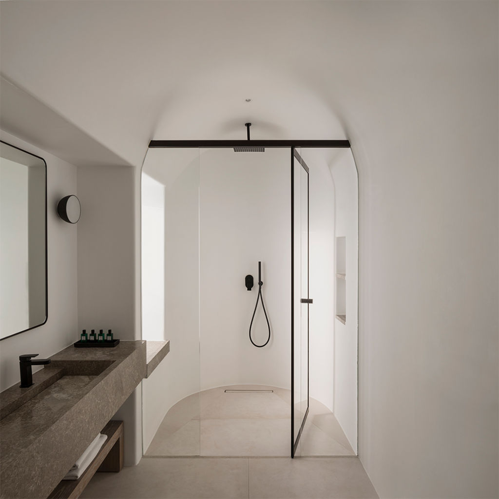 Pintu Kamar Mandi Swing