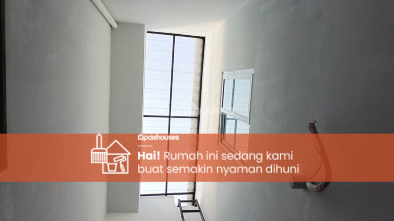 Jalan Kelapa Molek 3 Sektor 8B Blok FA5 No.6