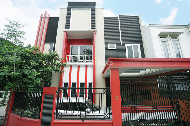 Rumah di Jl. Camar, Jatisampurna