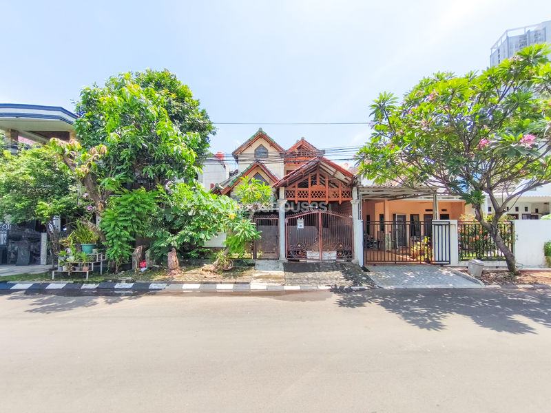 Villa Bintaro Regency