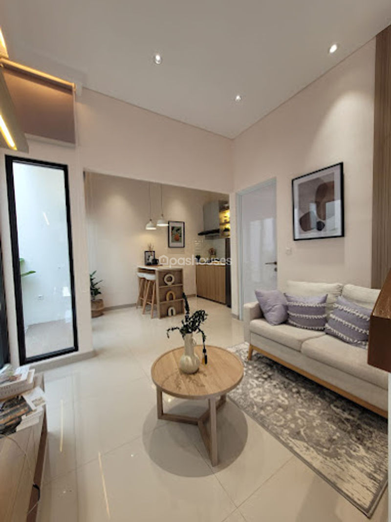 Naira Residence 2