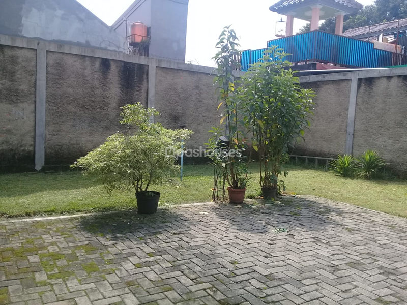 Jalan Muhasyim Depok