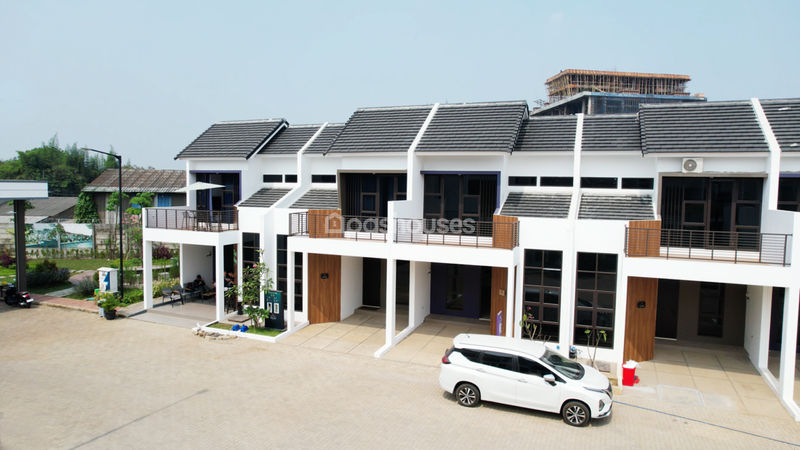Aryana Karawaci Cluster Kristal