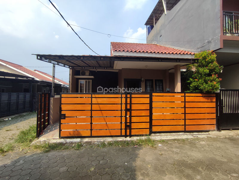 Jalan Toni Depok