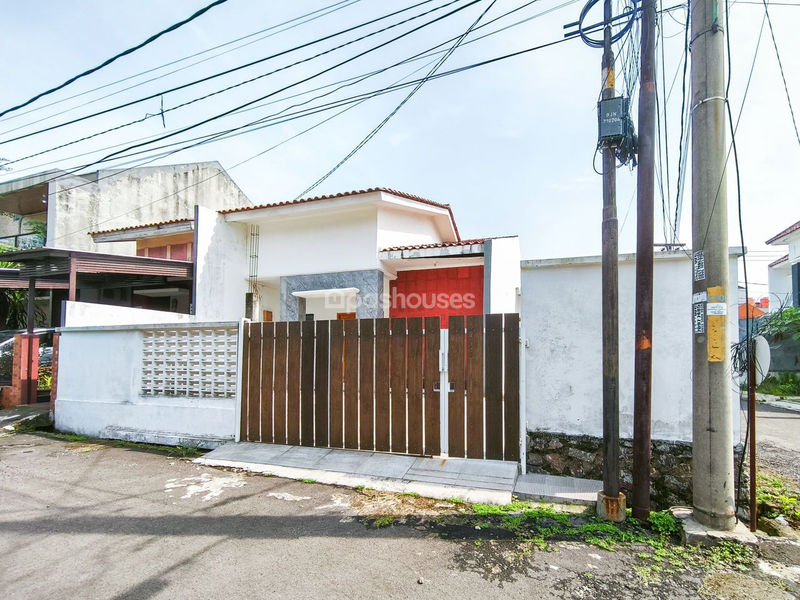 Cikeas Country Residence Blok C1 No.14