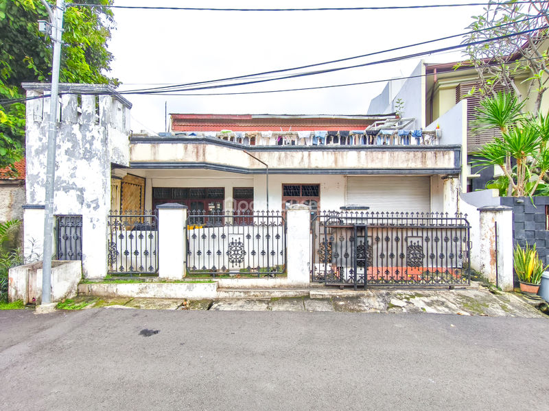 Jalan Anggrek Garuda II Blok I No.33