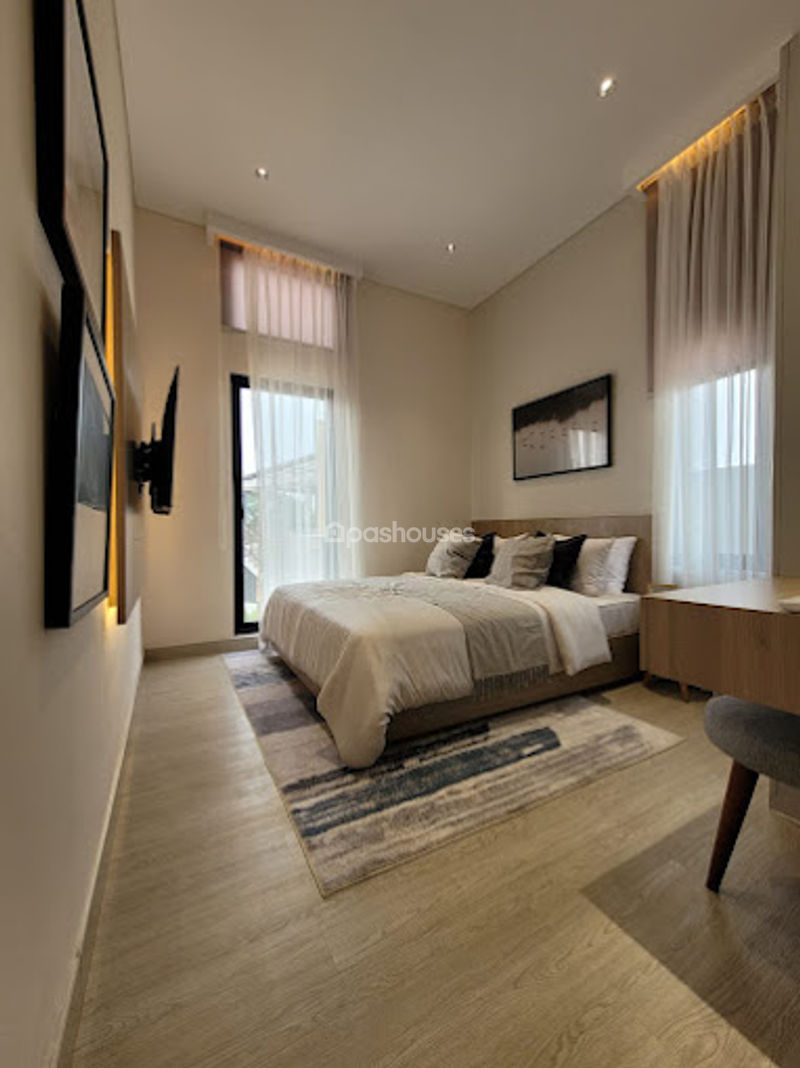 Naira Residence 2