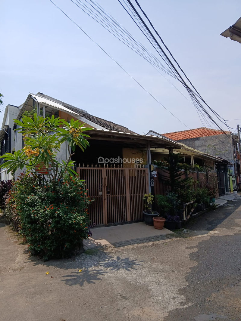 Jalan Mawar 2 Blok Q No.1