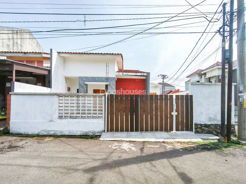 Cikeas Country Residence Blok C1 No.14