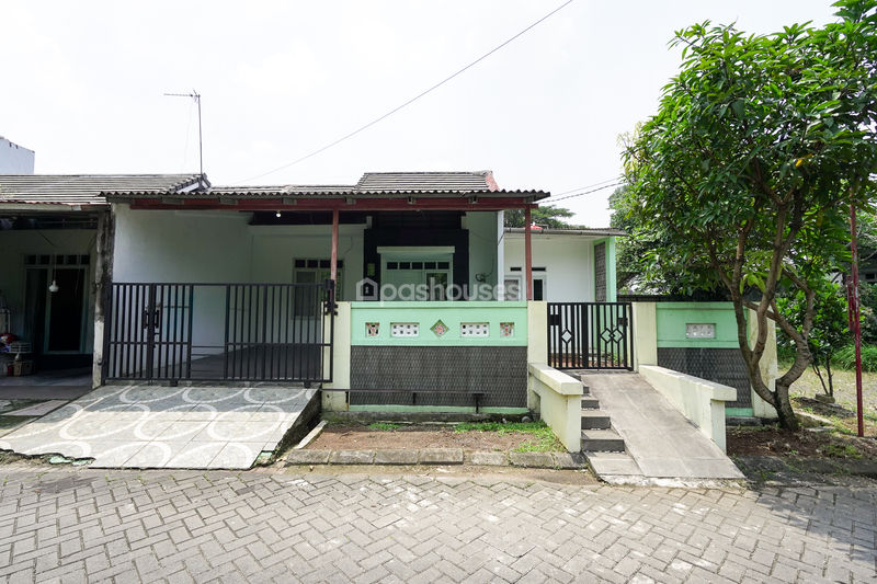 Bekasi Timur Regency 3 Cluster Ivory Blok I1 No.38