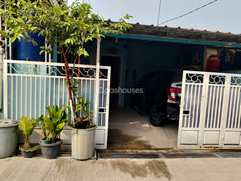 Villa Gading Harapan Blok J No.17