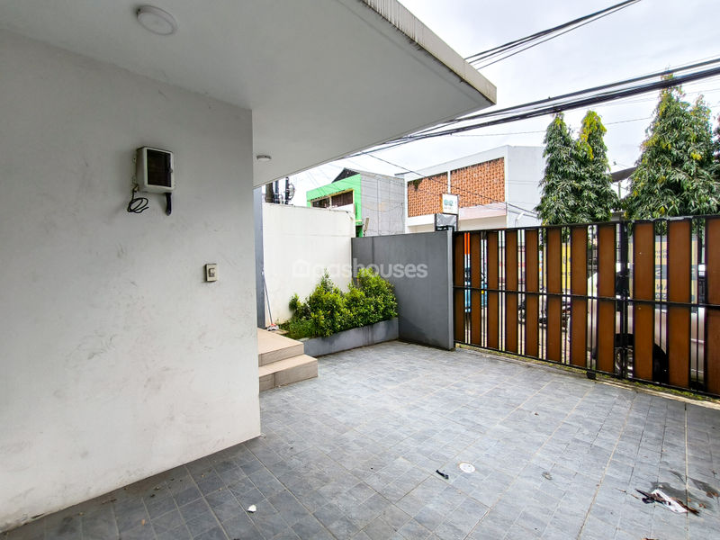 Jalan Palem Puri Blok C No.88