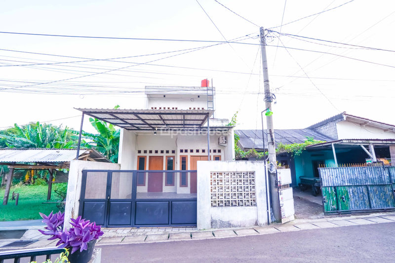 Jalan Makam Pule Depok