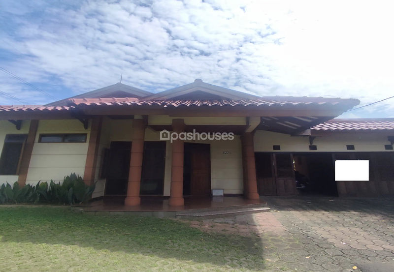 Komplek Cempaka Hijau Blok E