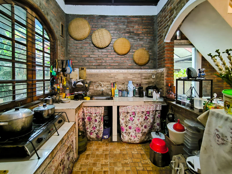 Jalan Jambu No.32A Depok