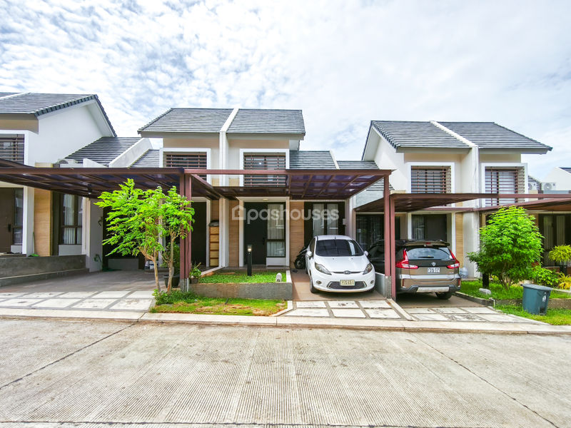 Bukit Golf Riverside Cluster Lagoon Park Blok E7 No.9