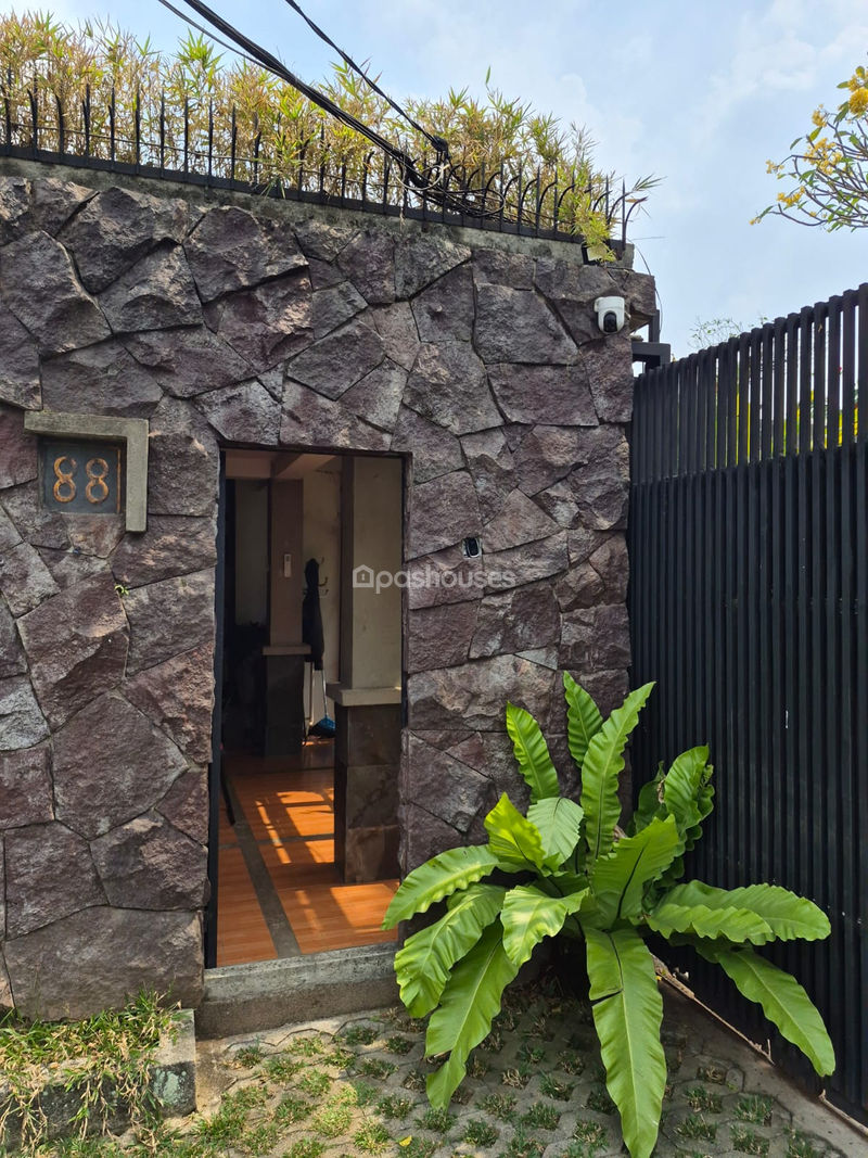 Jalan Conforti No.88 Pondok Aren