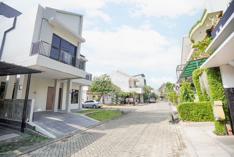 Perumahan Cibubur Villa 1
