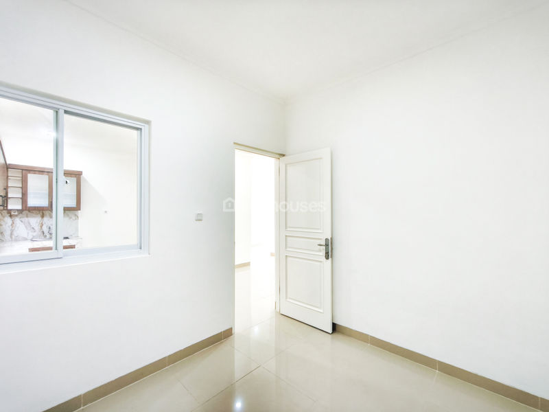 Legenda Wisata Zona Marcopolo Blok A11 No.28