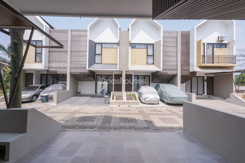  Perumahan Araya Living Cilangkap