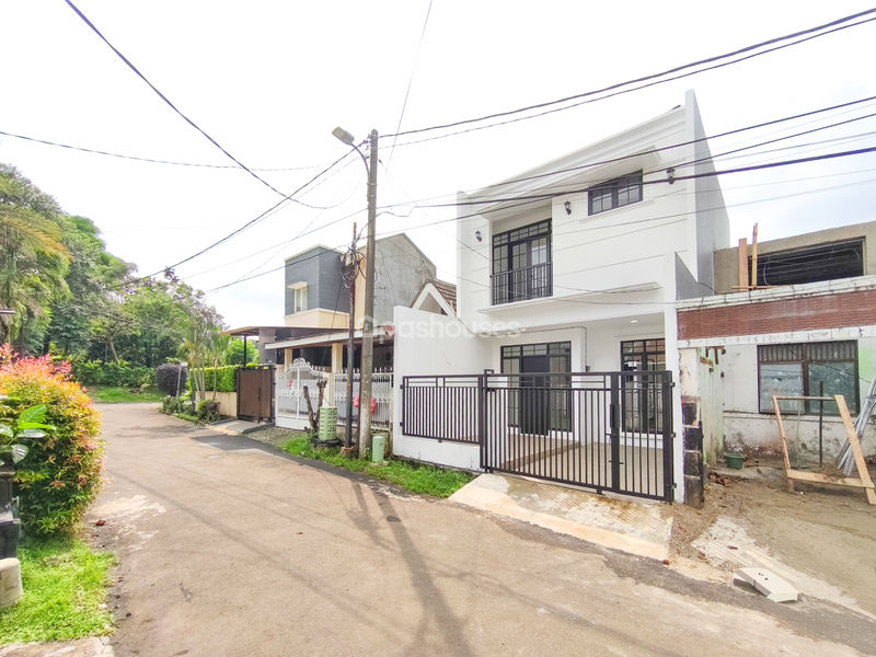 Kencana Loka BSD Sektor 12.5 Blok V2