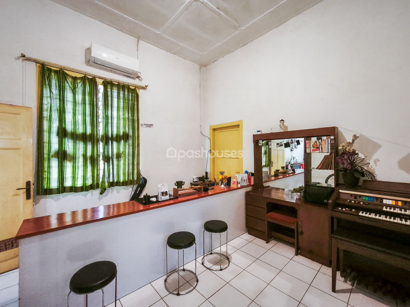 Jalan Ciwaringin No.16 Bogor