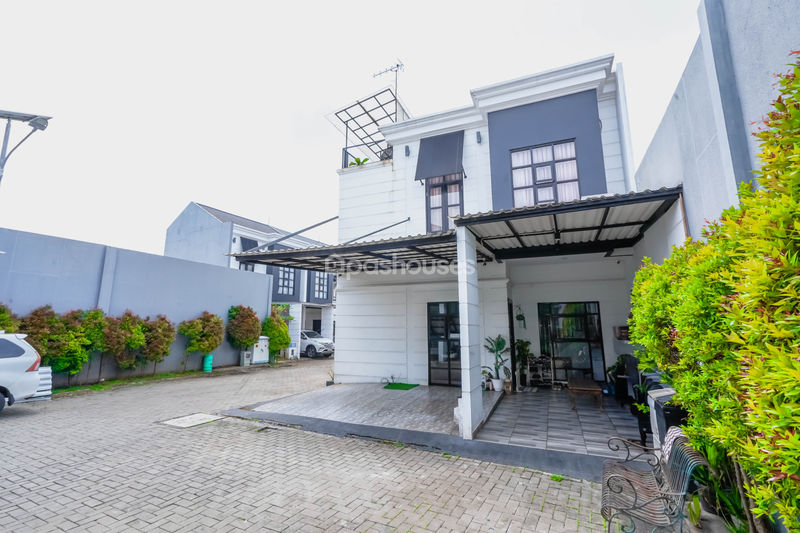 Elite Three Residence