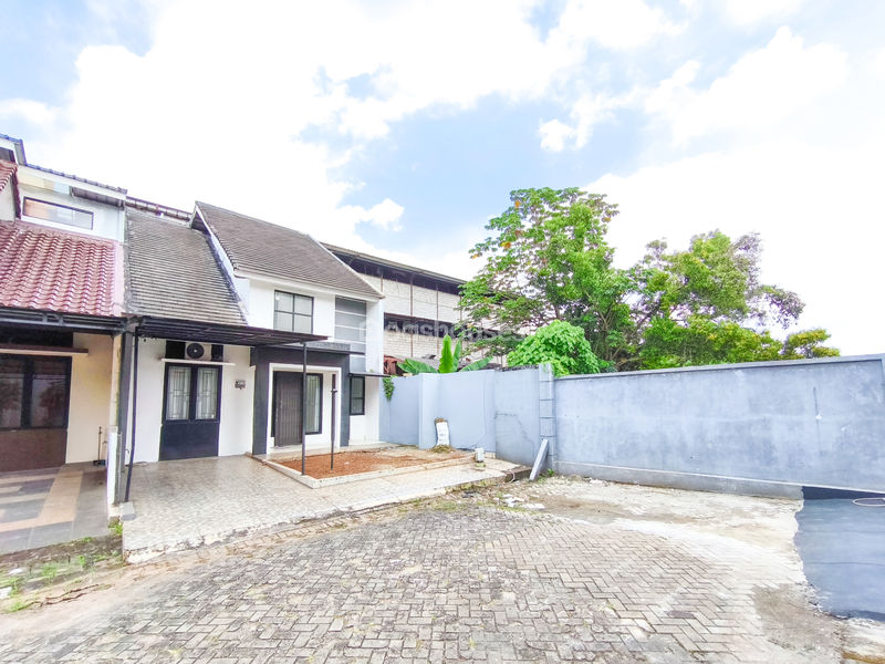 Perumahan Green Hills Estate Ciputat Blok D/10