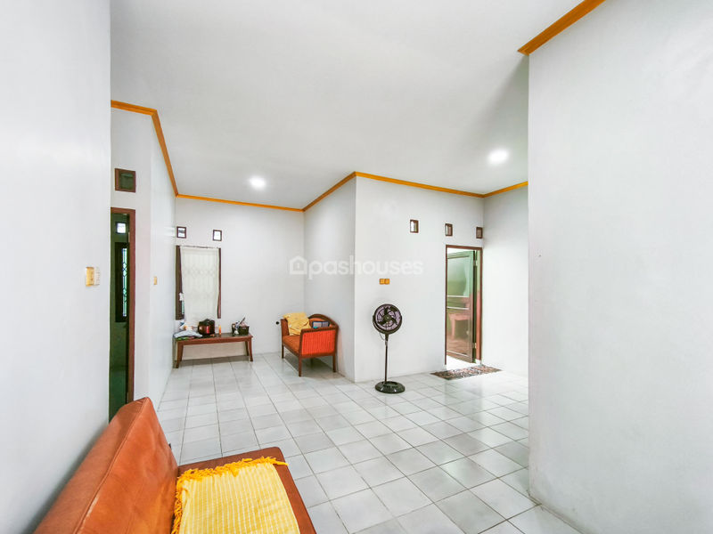 Perumahan Acropolis Karadenan Blok MY No.21