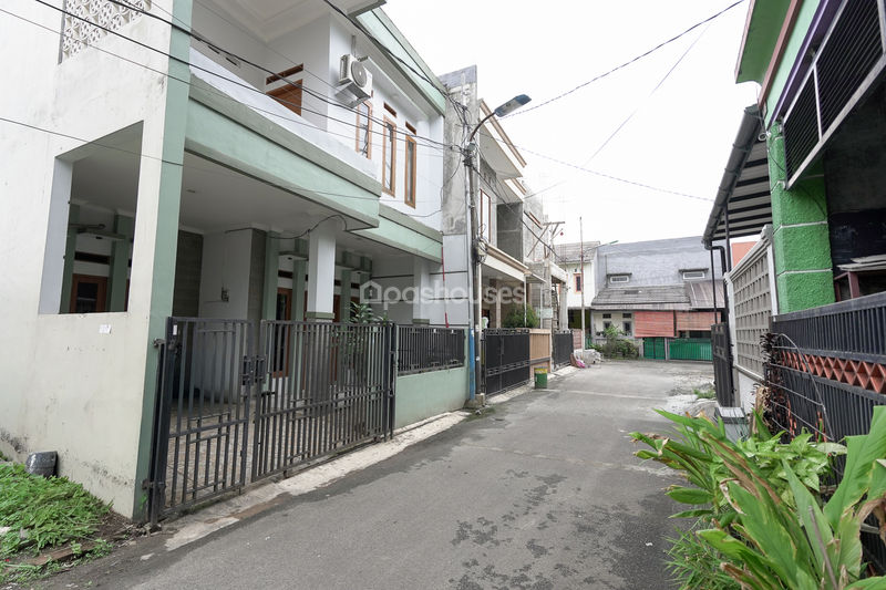 Jalan Pegasing 3 No.28 Cipayung