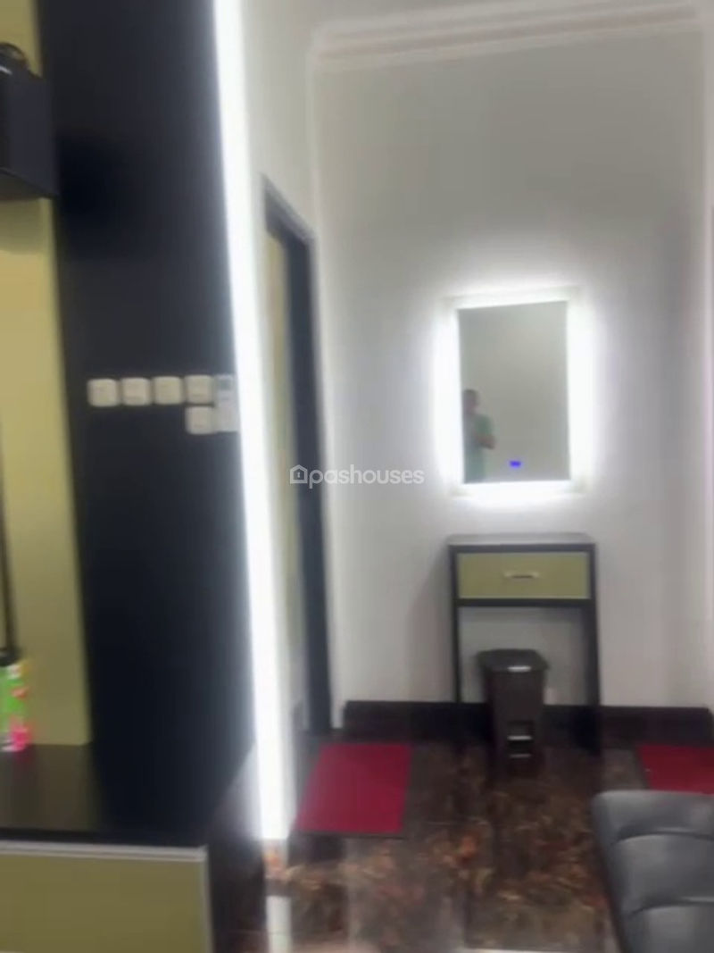 Jalan Legok Nyenang Bogor