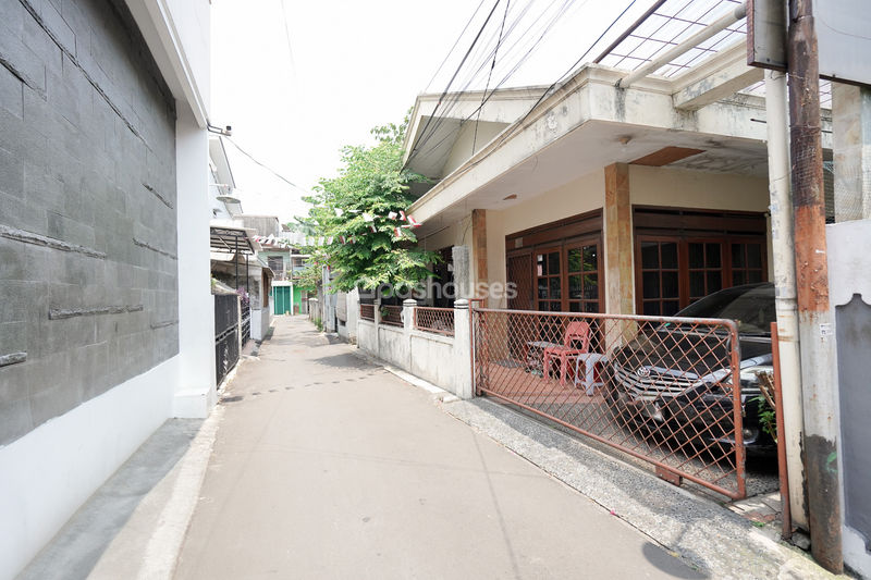 Jalan Cempaka No.53 Bekasi