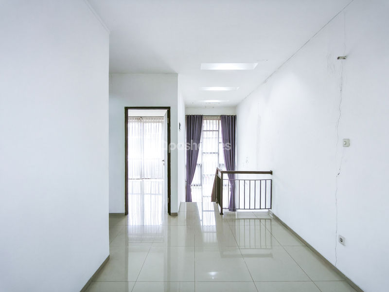 Perumahan Emerald Land Cibinong Blok C23