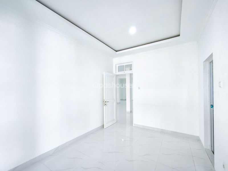 Legenda Wisata Zona Colombus