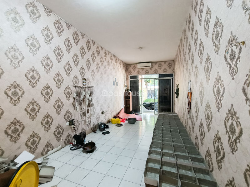 Jalan Mawar Merah II No.54A