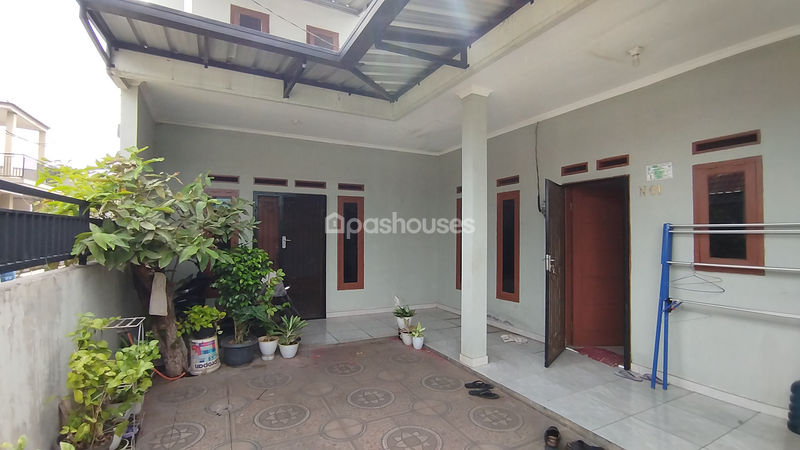 Jalan Taman Apel Hijau II