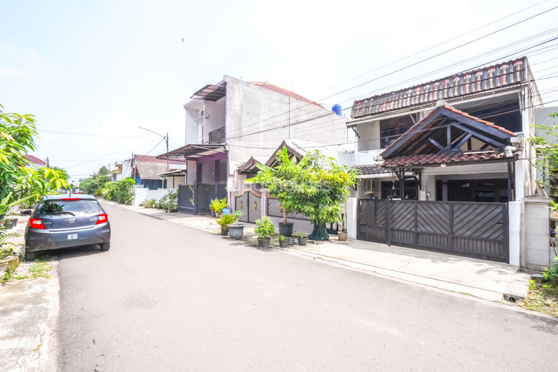 Jalan Pakarena Raya Depok